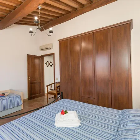 Il Pino - Tiglio Farmház Cecina